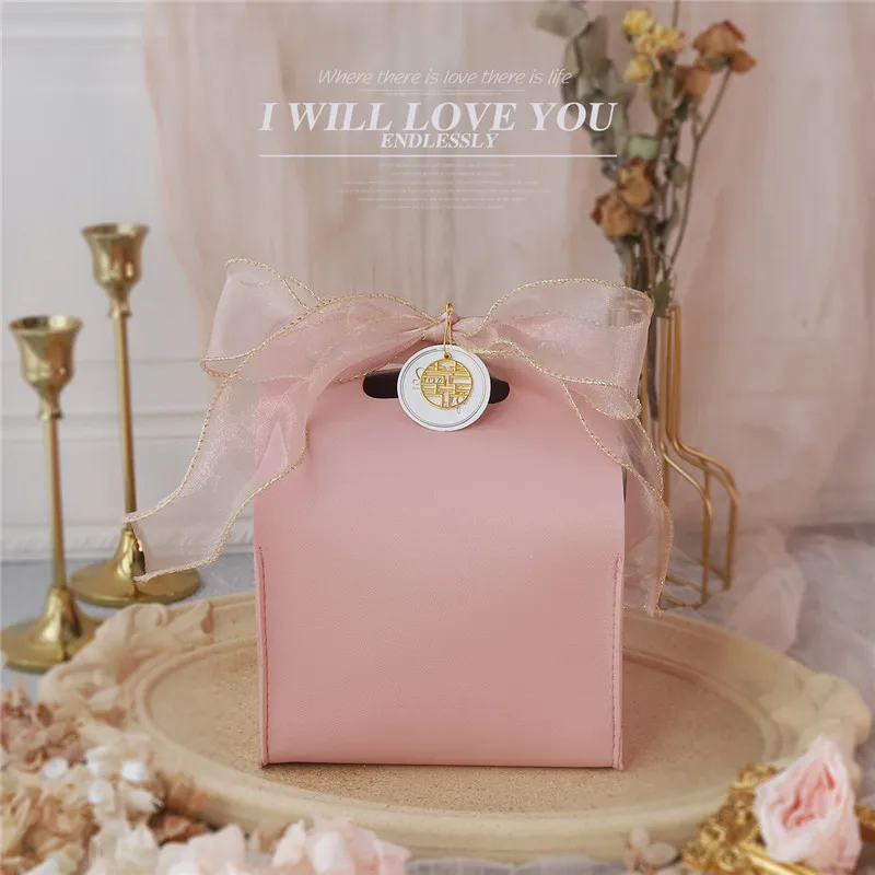

Upscale Leather Wedding Favors Gift Bags Packaging Candy Box With Ribbons For Christening Baby Shower Birthday Party Supplies