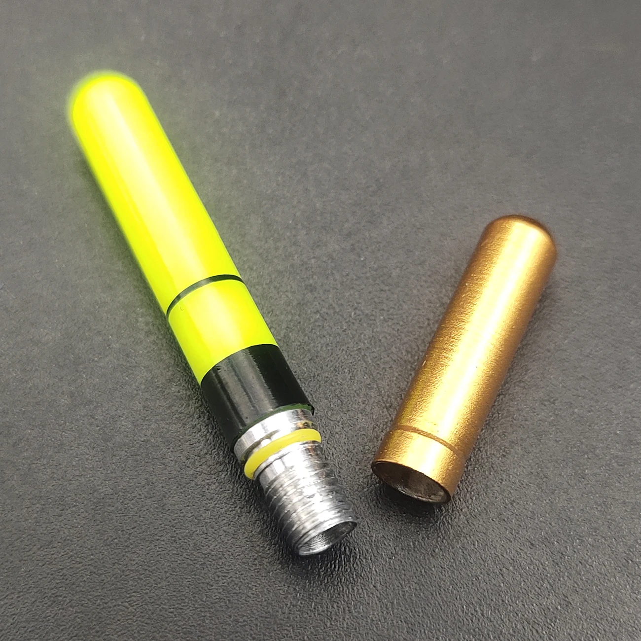 

2Pcs Fishing Glow Sticks Night Bobbers Fishing Tackle Luminous Electronic Float LED Electric Float