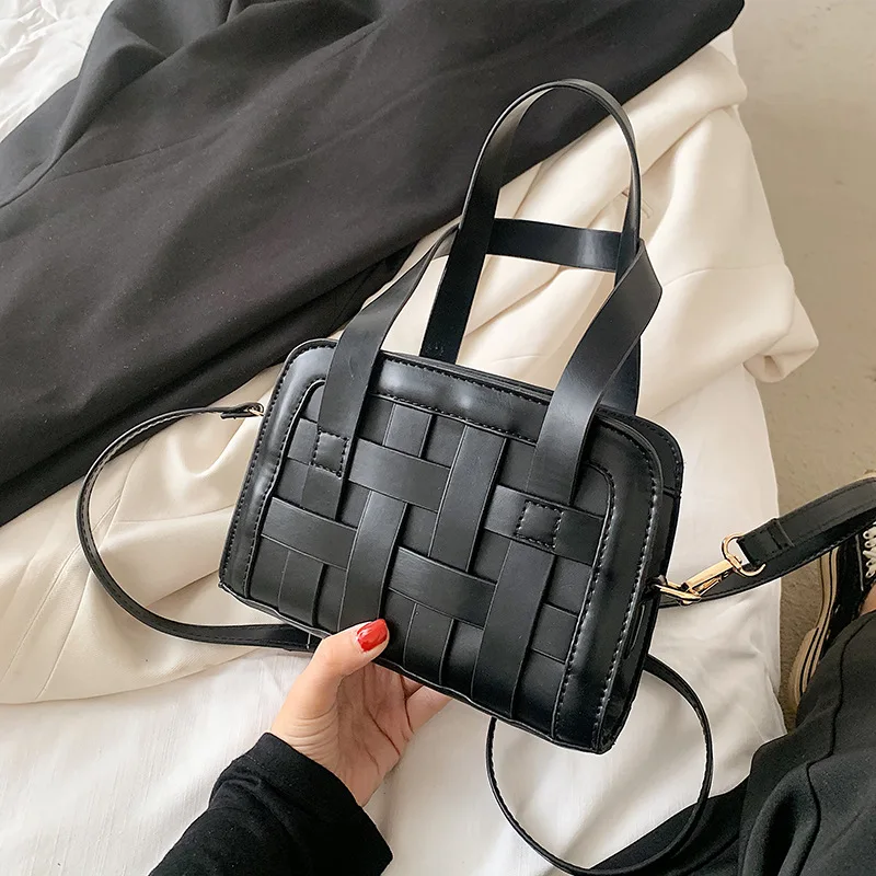 

Ins Woven Luxury Brand Bag 2021 New Trendy Solid Color Retro Niche PU Leather Weaving Bag Single Shoulder Handbag Female Totes