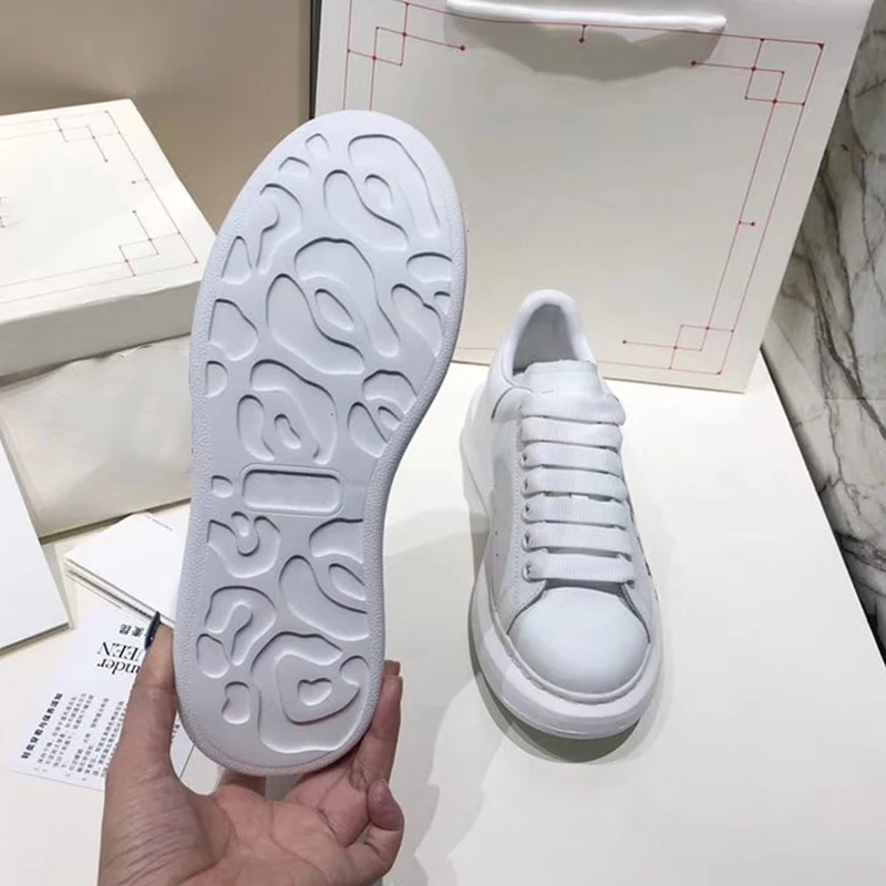 

British starbagsMCQ new sport shoes for lovers women's casual flat shoes top edition fashion cowhide leather shoes for men