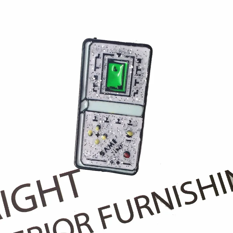 Милые Мультяшные броши для мальчиков Классические ручные булавки игровой