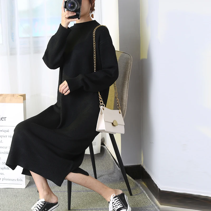 Женское платье-свитер с высоким круглым вырезом ALKMENE осенне-зимние модели 2019