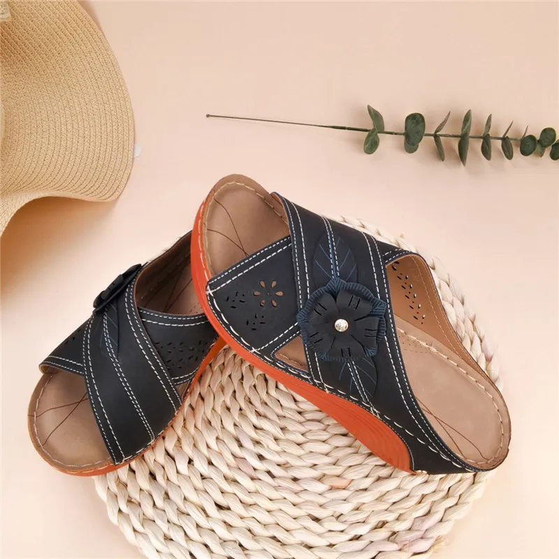 

Women Sandal Fashion Summer Beach Shoes 2021 Summer Sandalias Wedge PU Flat Breathable Sandals For Ladies Soft Sandal Shoes