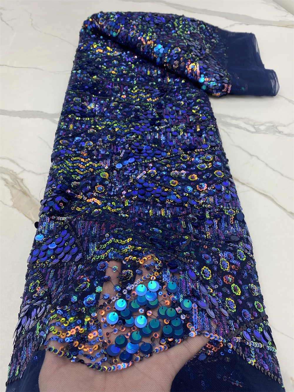 

Новейший стиль королевский синий золотой высококачественный Африканский бархат кружевная ткань с блестками нигерийские кружевные ткани д...