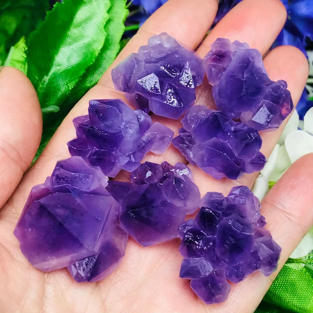 

Natural basic skeleton quartz, quartz, purple, crystalline mineral samples