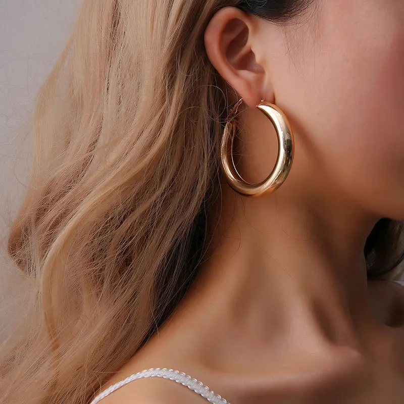 

Personality 50 MM Big Gold Hoops Earrings Minimalist Thick Tube Round Circle Earrings For Women Zinc Alloy Trendy Hiphop Rock