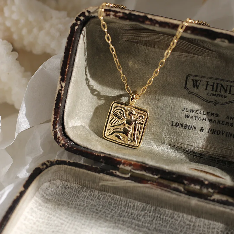 

Женское колье с квадратным ангелом, золотистое металлическое колье из нержавеющей стали 100%