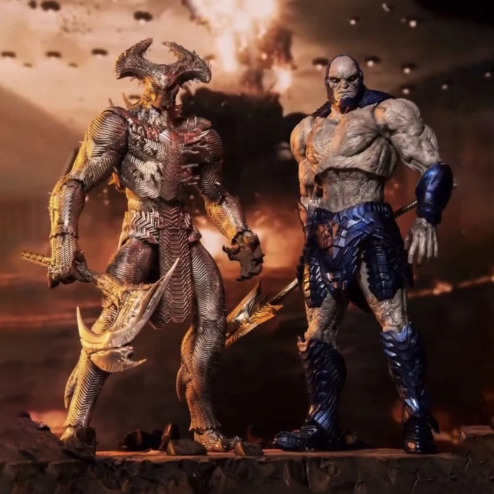 

Экшн-фигурка в наличии McFarlane, Властелин Тьмы, самый сильный, новый Бог, дядя темный/степпен, волк, 10 дюймов, полный комплект игрушек