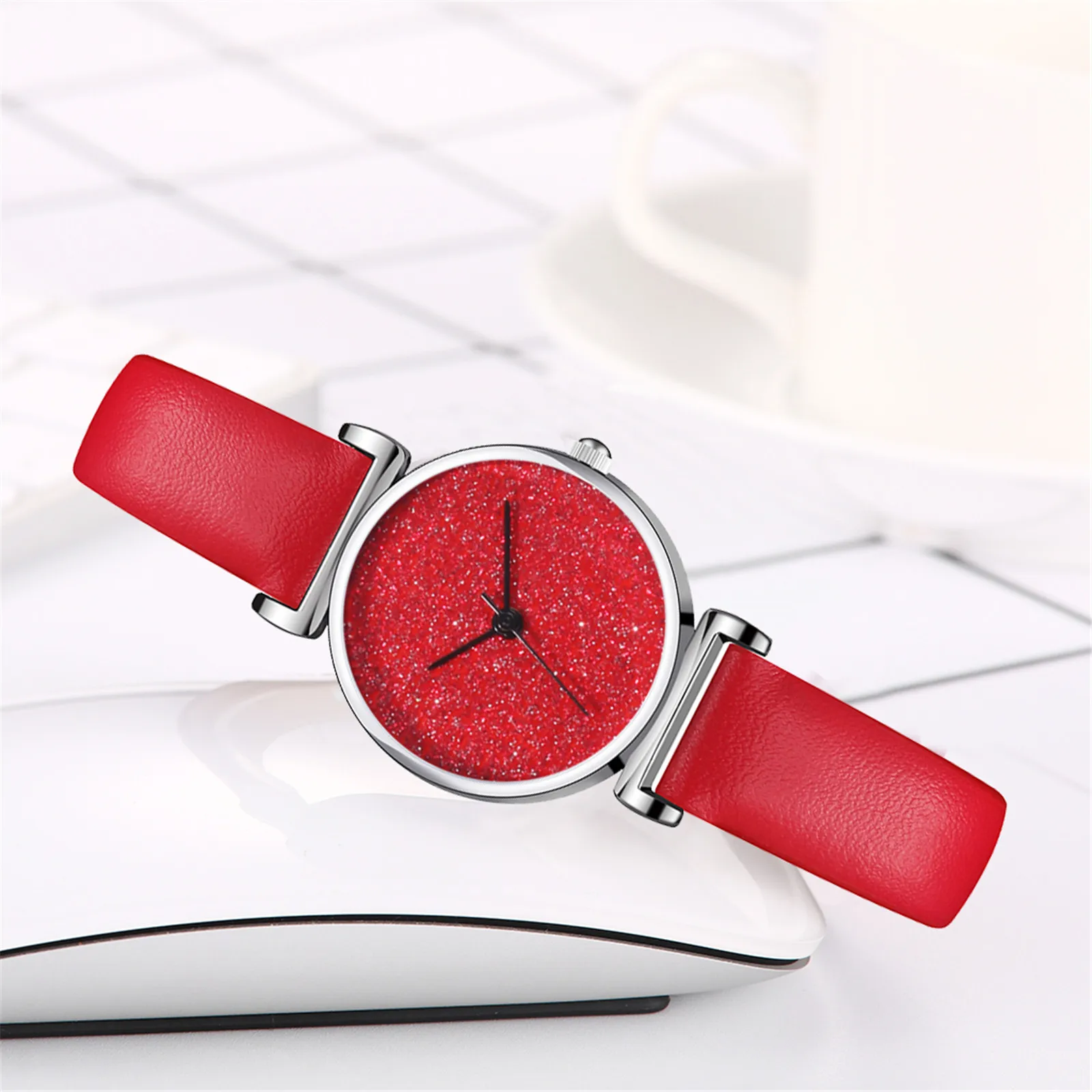 

2021 Female Wrist Watch Luxury Temperament Ladies Belt Watch Analog Arabic Digital Quartz Watch Simple Dial Watch Clock 2021 Hot