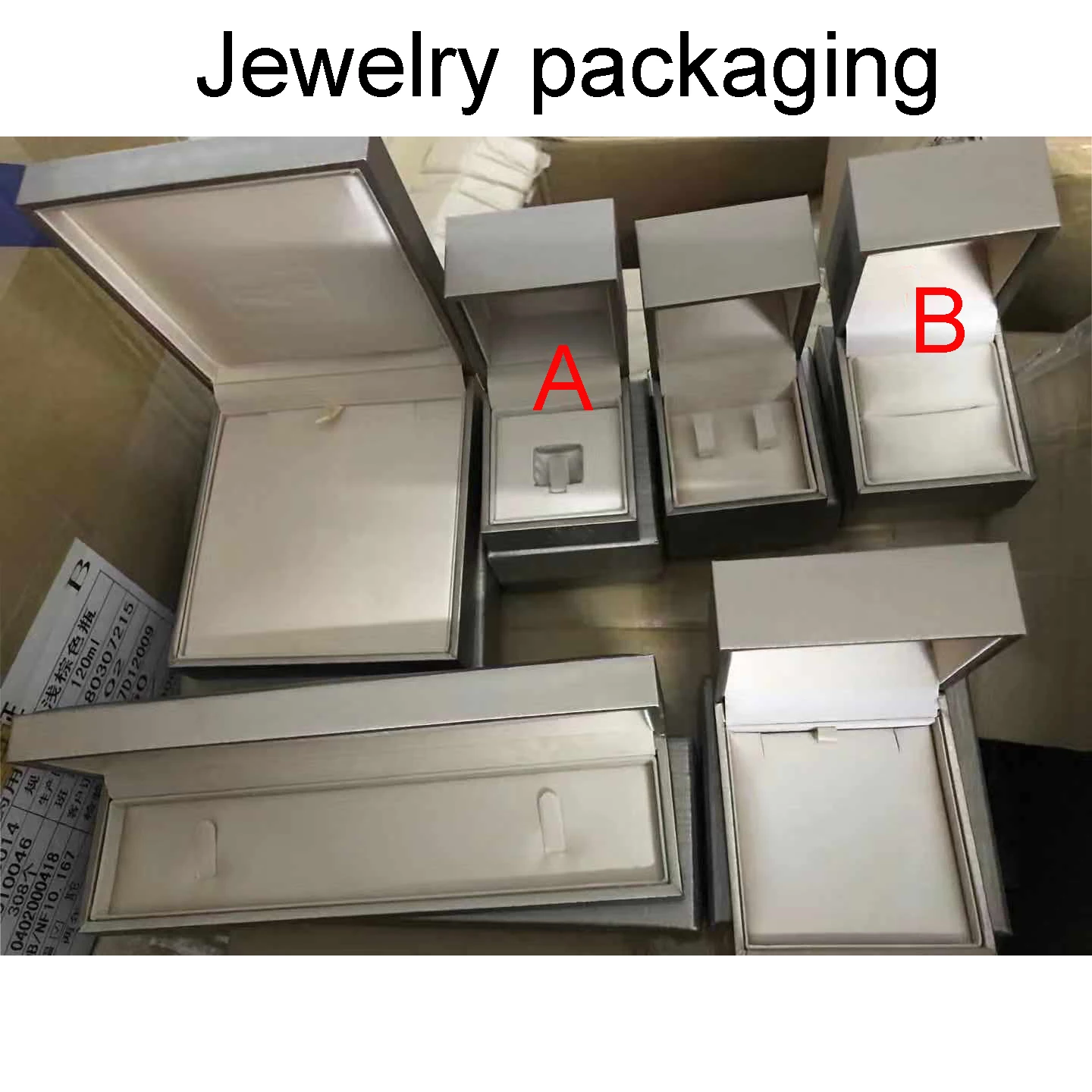 

Classic original 1:1 jewelry packaging.Necklace Bracelet Ring Earring Packaging