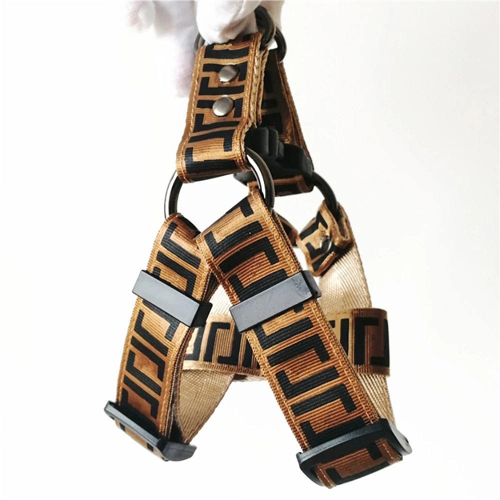 

Letter Printed Dog Collar Leash Set Luxury Designer Car Safety Belt Leashes For Small Dogs Pet Collar Adjustable Harness Product