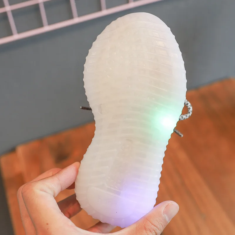 

Kids Sneaker Lights 2019 Autumn Outdoor Kids Sneakers Boy Lightweight Shoes Boy Shoes with Light Little Girls Sneakers Led Shoes