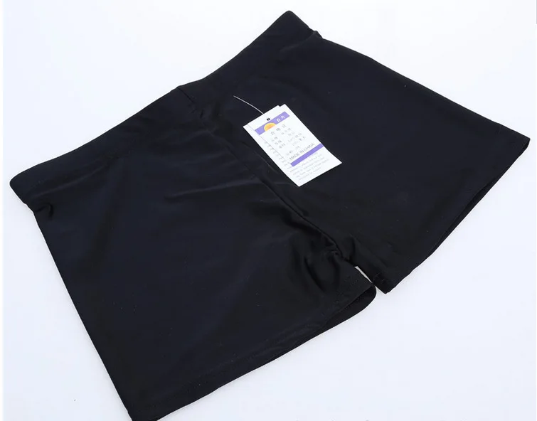 Мужские плавки больших размеров черного и белого цвета с рисунком из хорошей