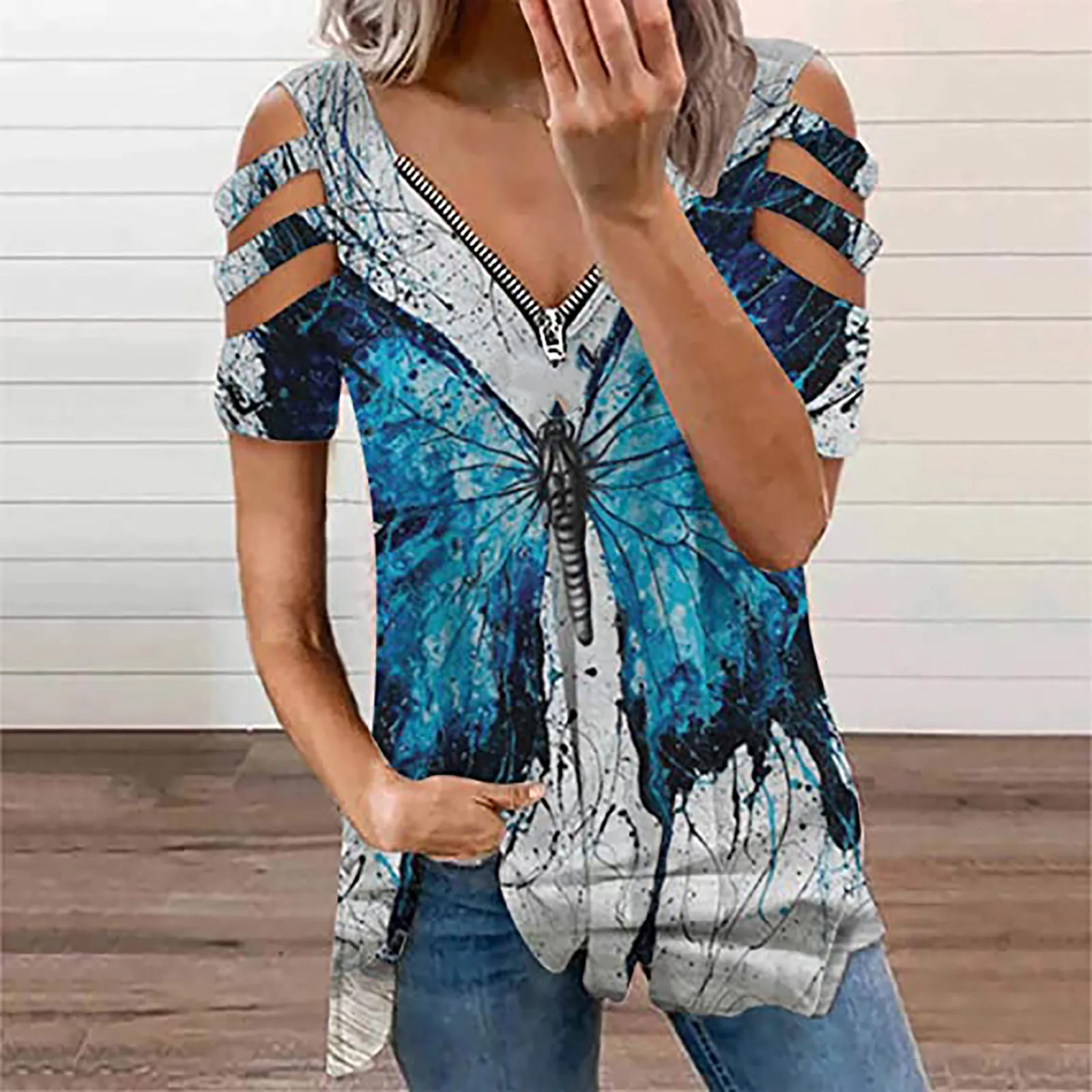 

Женская футболка с V-образным вырезом и цветочным принтом