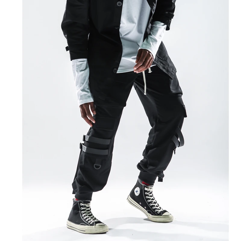 Штаны мужские свободного кроя с лентами и карманами в стиле
