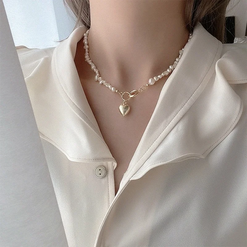 

U-Magical French Vintage Irregular Freshwater Pearl Love Heart Pendant Necklace for Women Toggle Clasp Metal Necklace Jewelry