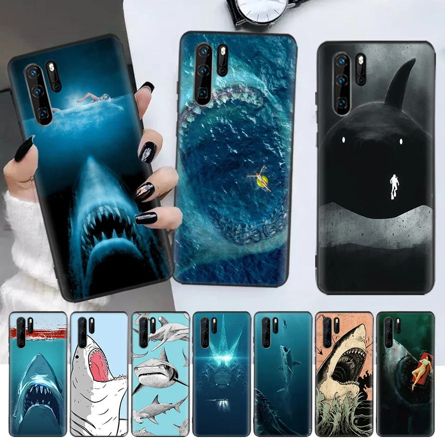 

Ocean Monster Shark Swimming Black Phone Case For Huawei P30 Lite P20 Pro P40 P10 Mate 20 40 30 10 P Smart Z Plus Pattern Cover