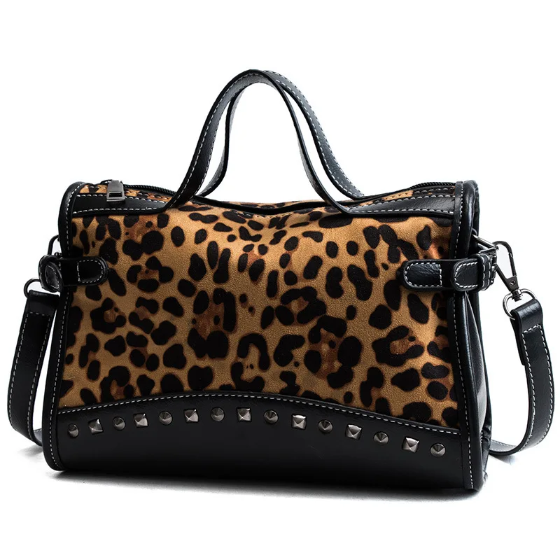 

Leopard Pattern Boston Handbag Luxury Designer Leather Shoulder Messenger Bag Zipper Rivets Large Totes Vintage Casual Satchels