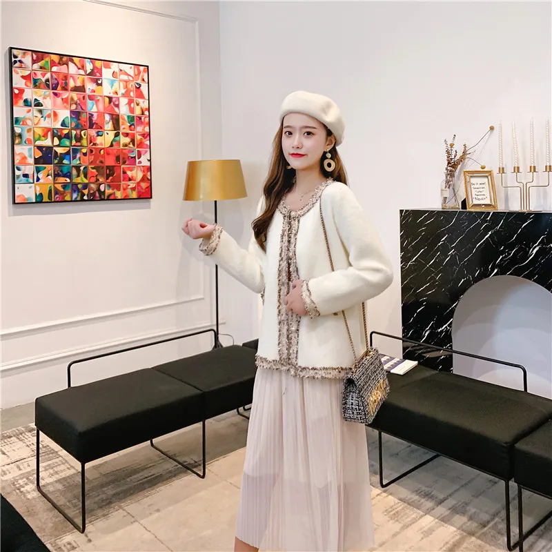 Женский короткий вязаный кардиган жакет из искусственного бархата на пуговицах