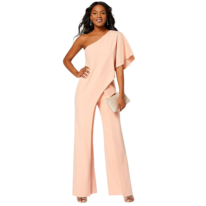 Женский комбинезон с открытыми плечами розовый длинными широкими штанинами