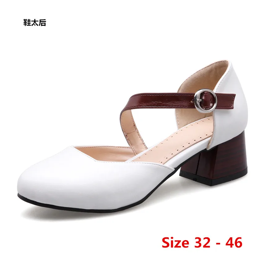 

Women's Shoes