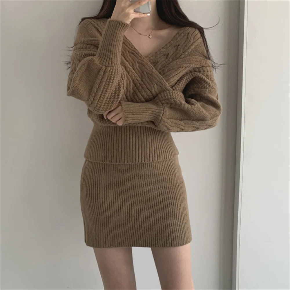 

Женский комплект из двух предметов в стиле Харадзюку, шикарные короткие свитера с V-образным вырезом, пуловеры, тонкая облегающая пикантная ...