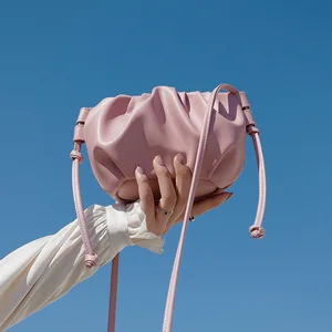 European Style Small Square Bag New Fashion Fold PU Women Messenger Bag Simple Solid Color Shoulder Bag Female Shopping Bag