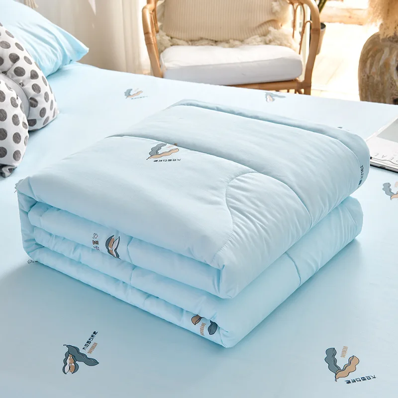 

The new soybean fiber summer cool air conditioner can be washed by single and double quilts in comforter comforters