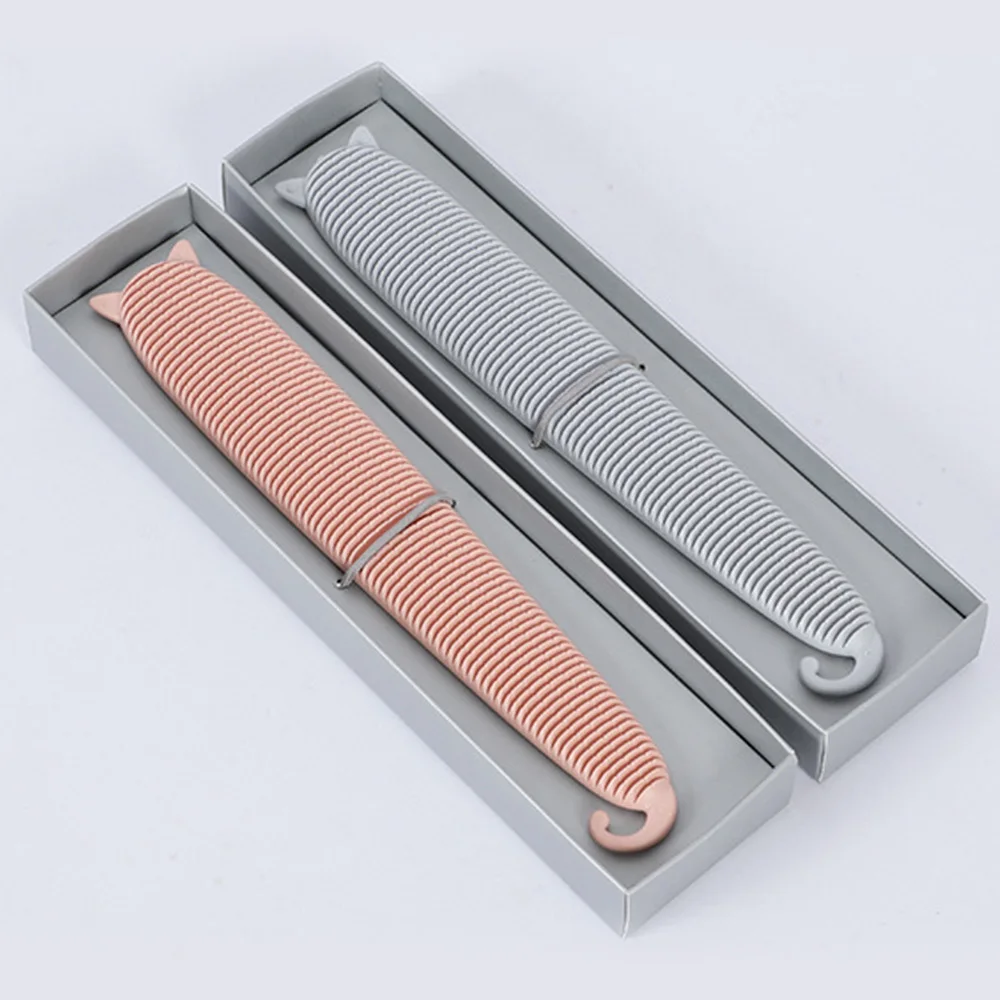 Расческа для питомца кошки имитирующая язык переносная ежедневного ухода за