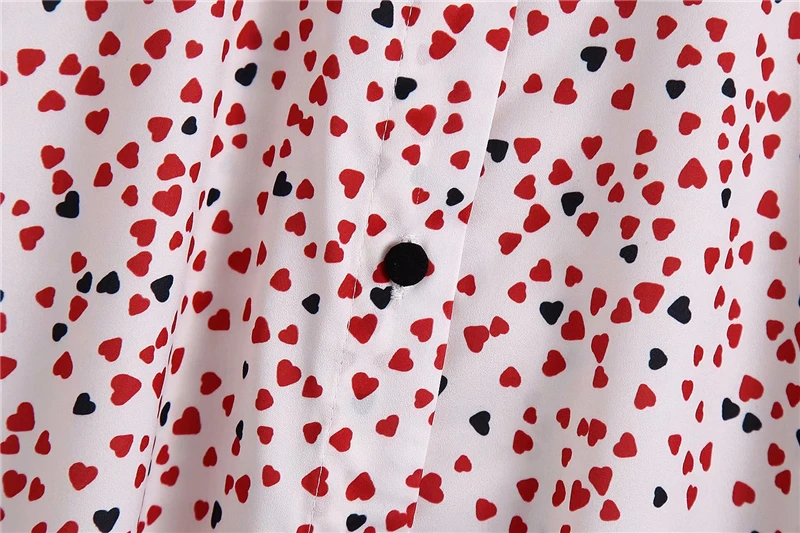 

Elegant Women Heart Print Shirts 2020 Fashion Ladies Turn Down Collar Loose Tops Streetwear Female Chic Full Sleeve Blouse