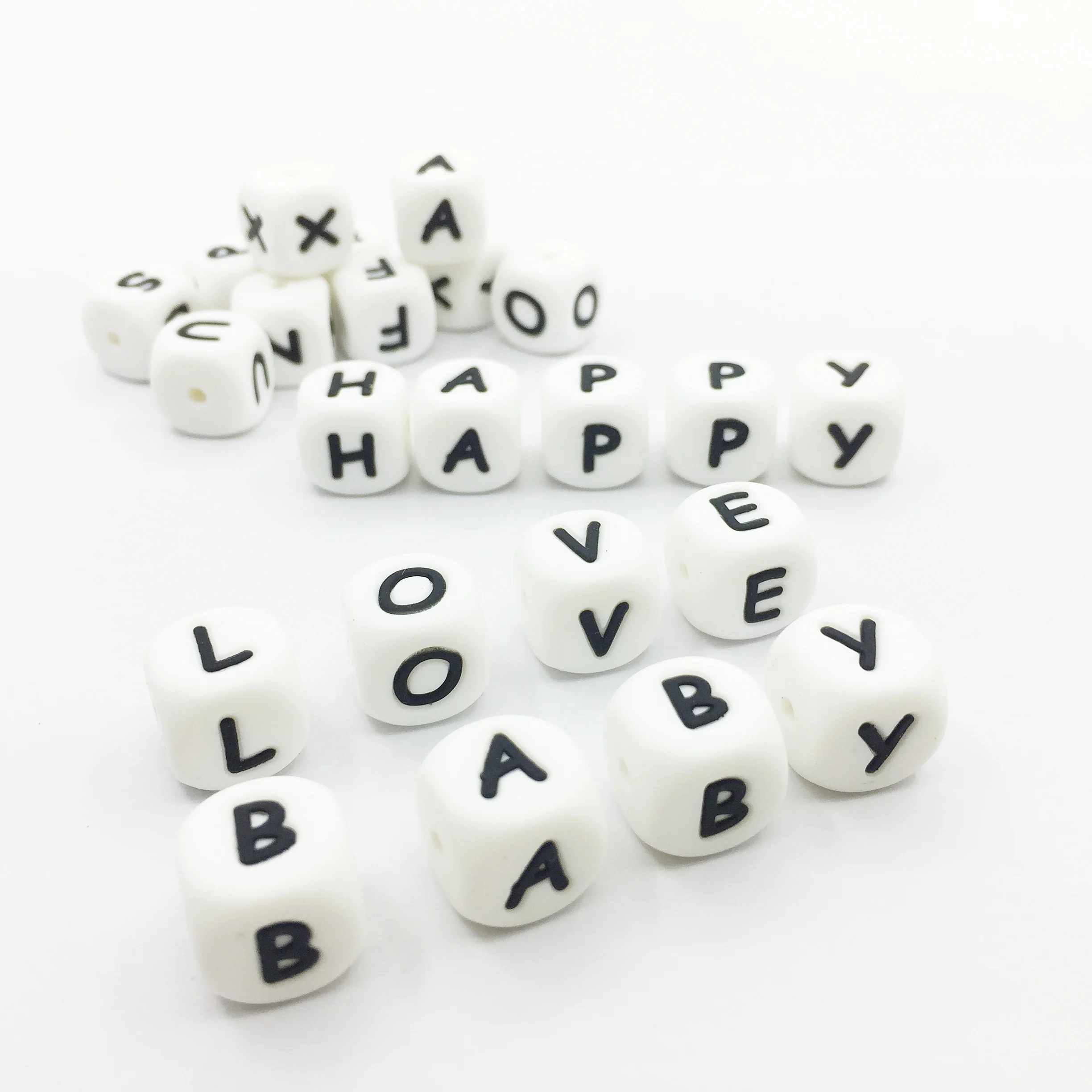 10 шт./лот силиконовые бусины с буквами детский Прорезыватель для имени на соске