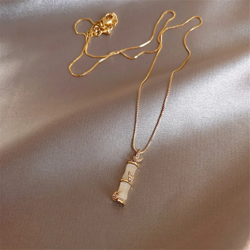 

Fashion New Lucky Crystal Bamboo Necklaces Female Choker Trinket Gold Clavicle Chain Necklace Women Jewelry Girl Party Nice Gift