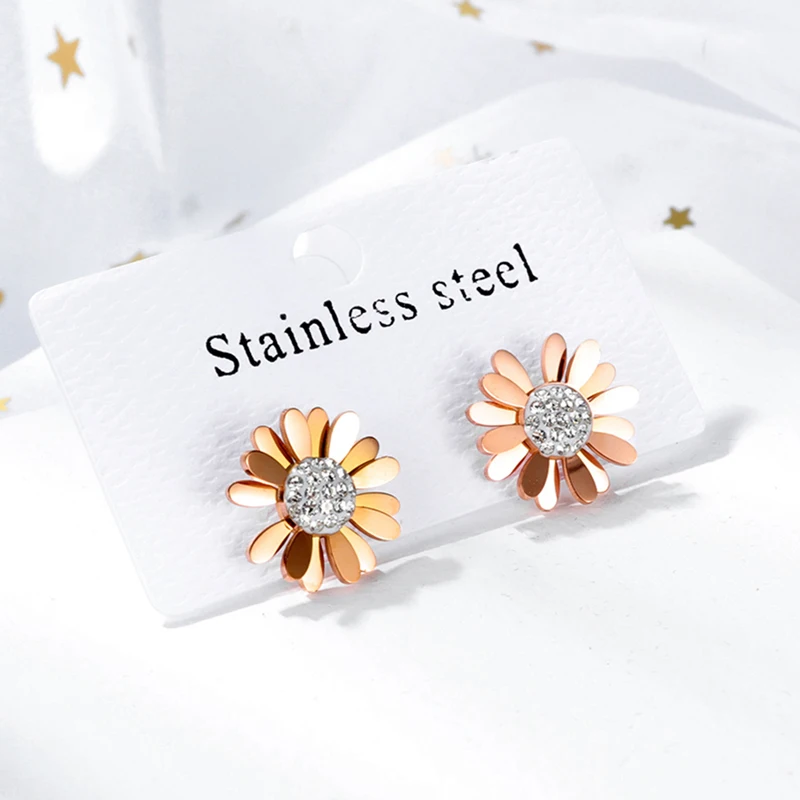 

2020 New Fashion Stud Earrings for Women Rose Gold Crystal Small Daisies Korean Charm Fashion Jewelry For Girls GE580