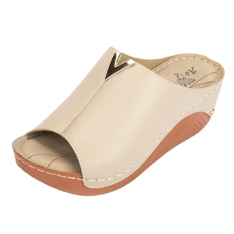 

Sandals shoes comfortable wedges independence outside the woman standing slippers contracted big yards