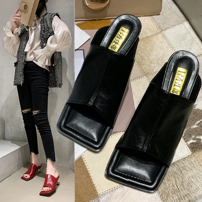 Fujin/летние женские тапочки 2020 Повседневные модные пляжные шлепанцы на толстой