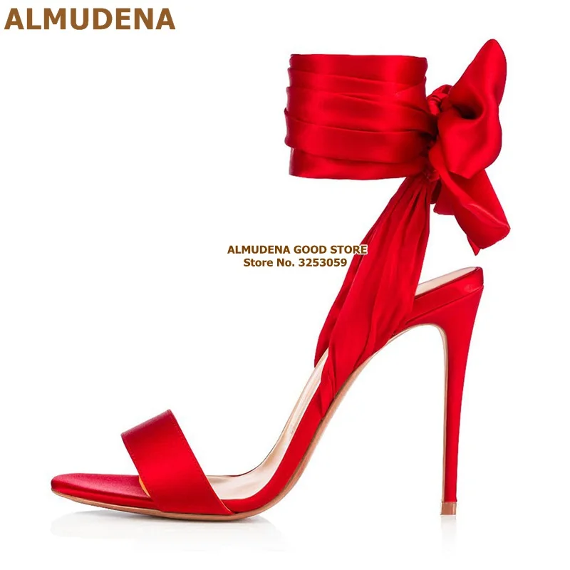 ALMUDENA/красные атласные босоножки с большим бантом; свадебные туфли на шпильке из шелковой ткани со шнуровкой и бантом; туфли-лодочки для сцены в стиле знаменитостей