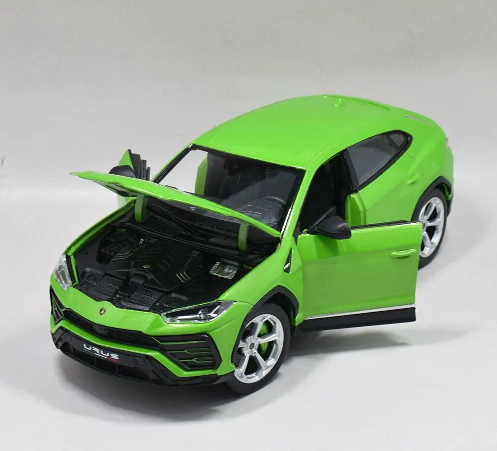 Welly 1/24 Lamborghini Урус литая под давлением модель гоночный автомобиль Новый в