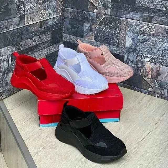 

Women Sneakers Outdoor Autumn Fahsion Hollow Platform Female Footwear Hook Loop Solid Color Breathable Women Vulcanized Shoes