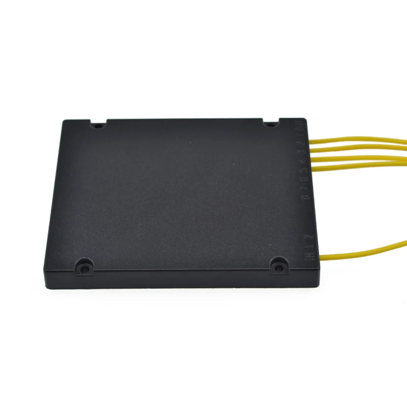 Оптоволоконный разветвитель SC APC 1x4 PLC одномодовый с коннектором FTTH ABS