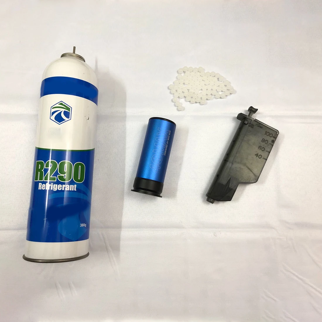 

40mm Diameter Alloy Refrigerant Water Gel Beads Grenade for 40mm Caliber - Single Hole Round Head