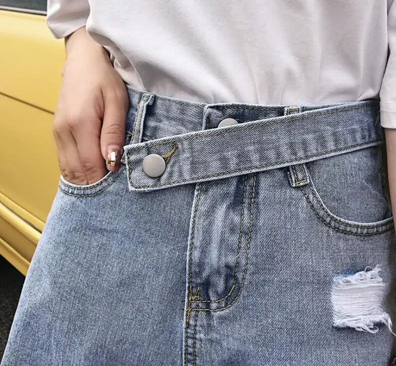 

2020 Casual Women's Denim Shorts Summer High Waist Mini Shorts Retro Female Sexy Wide leg Short Jeans Plus Size 5XL w353