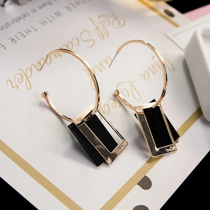 

SNCSDK temperament Long Women's earrings European and American exaggerated nightclub big earrings Stud fashion jewelry
