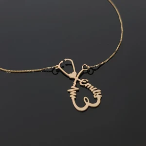 Женское колье-чокер с именем ожерелье в виде стетоскопа, персонализированные подвески в виде медицинского пульса, ювелирные изделия на заказ, подарок на выпускной