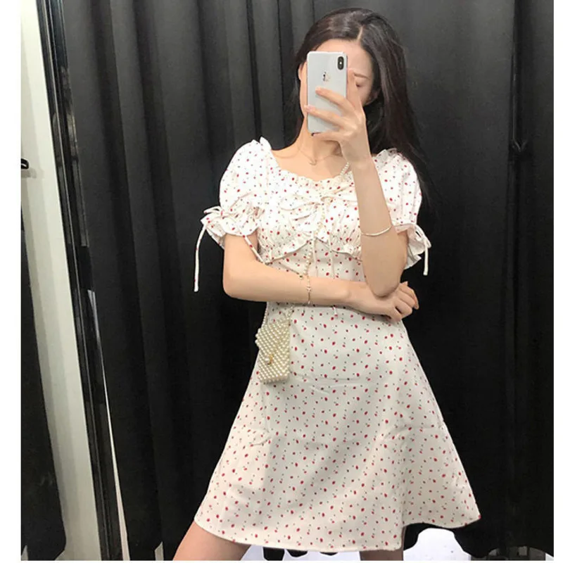 Платье-трапеция с цветочным принтом сексуальные платья коротким рукавом