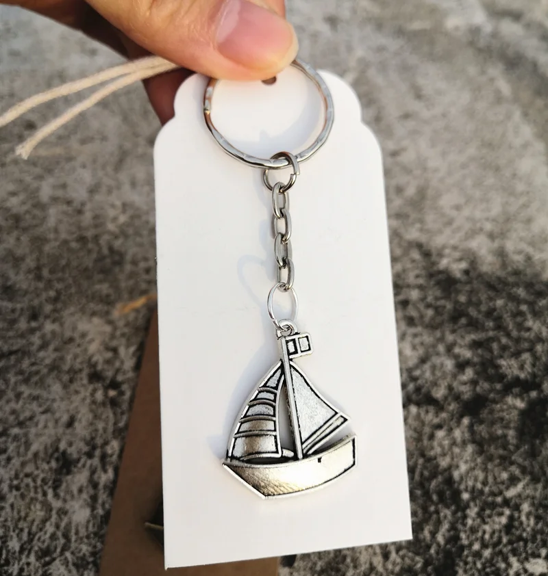 

100pcs Custom Wedding Favors Party Gifts Birthday Gifts Ocean sailing boat Anchor Key chain with Personalized Thank you gifts