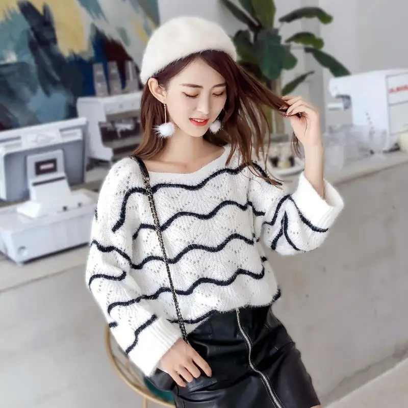

2021 Short Sweater Women's Loose Fit Pullover