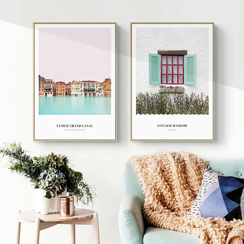 Художественное изображение дома в стиле окна кактуса цветов свежий живой