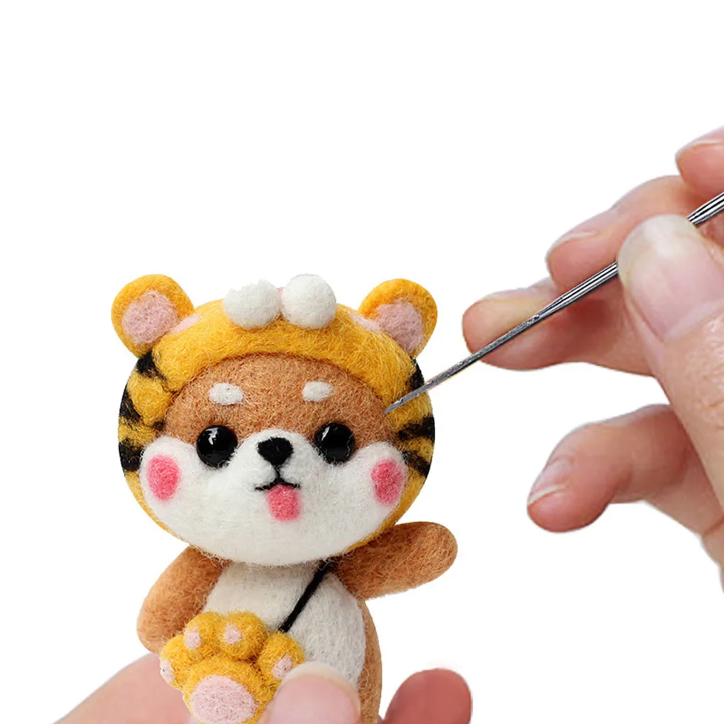 

25 Colors Felt Mat Starter Tool Felt Applique DIY Kit Felting Needle Roving Supplies Sewing Accessory Set