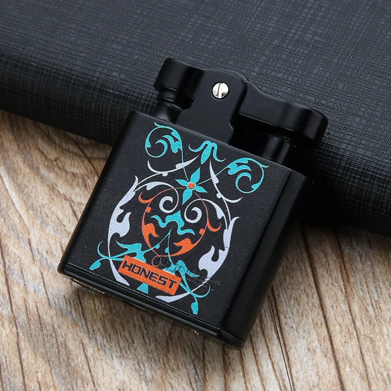 

Honest Luxury Waterproof Windproof Kerosene Lighter Retro Copper Cigarette Cigar Lighter Men's Smoking Tool Men Gift Gadgets
