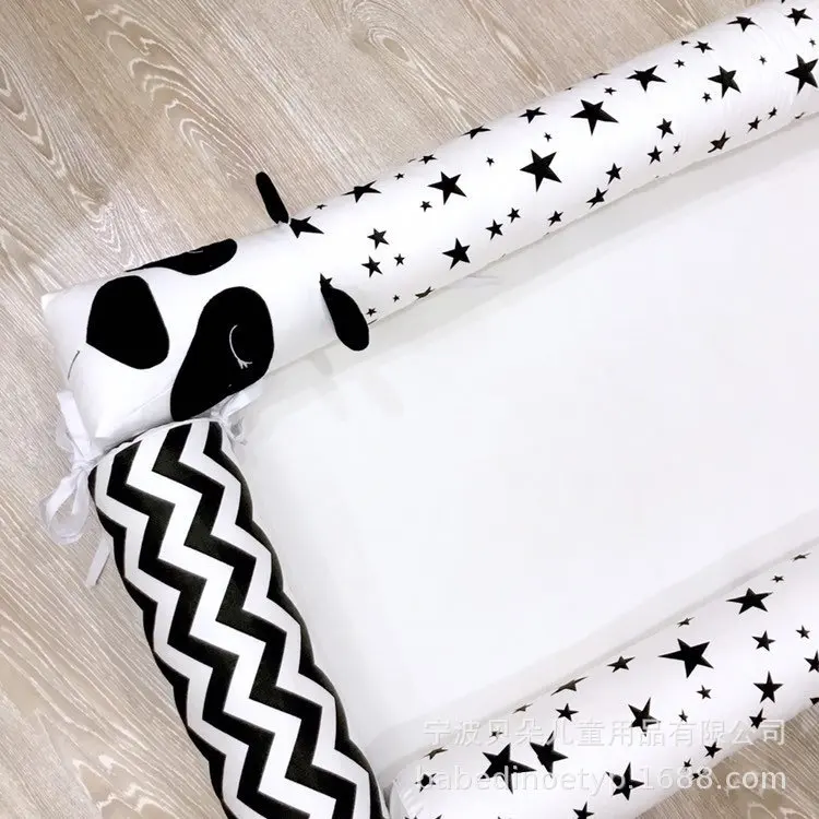 

Crib Bumper Creative Crocodile Plush Pillows Crib Bumper Pads Baby Crib Liner Cartoon Animal Pillows Bed Children Cradle Newbor